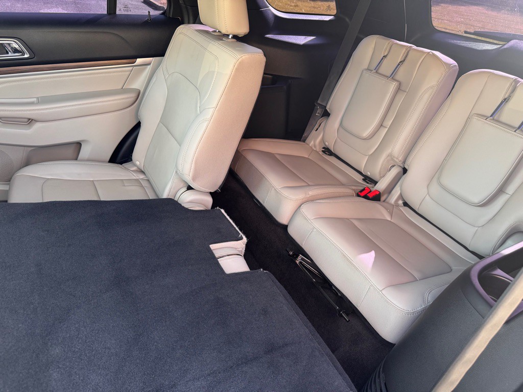 2018 Ford Explorer Image 42