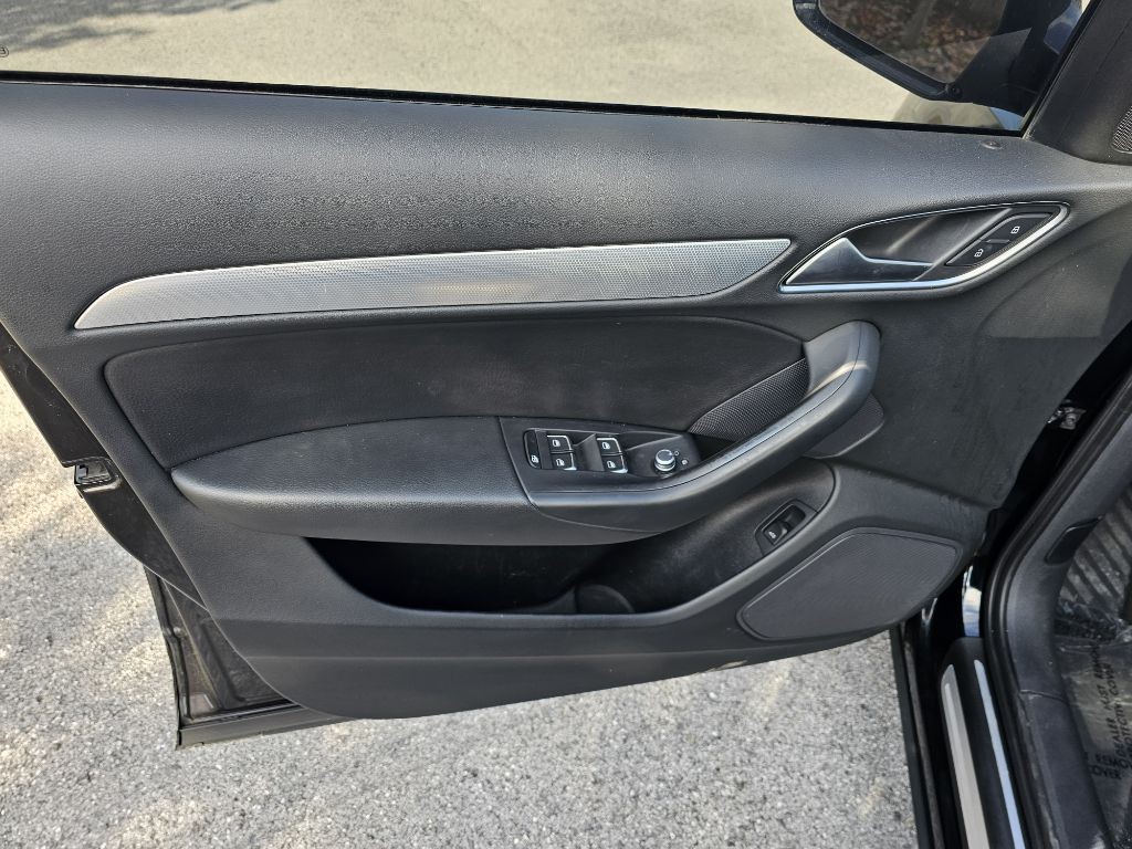 2018 Audi Q3 Image 8