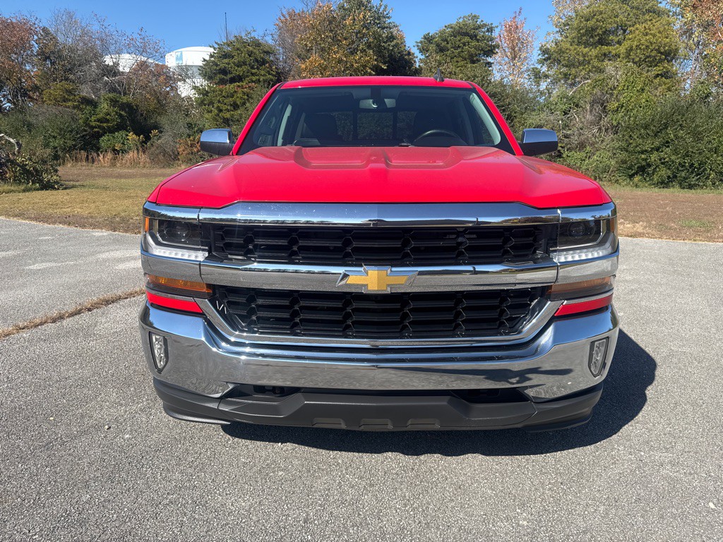 2018 Chevrolet Silverado 1500 Image 2