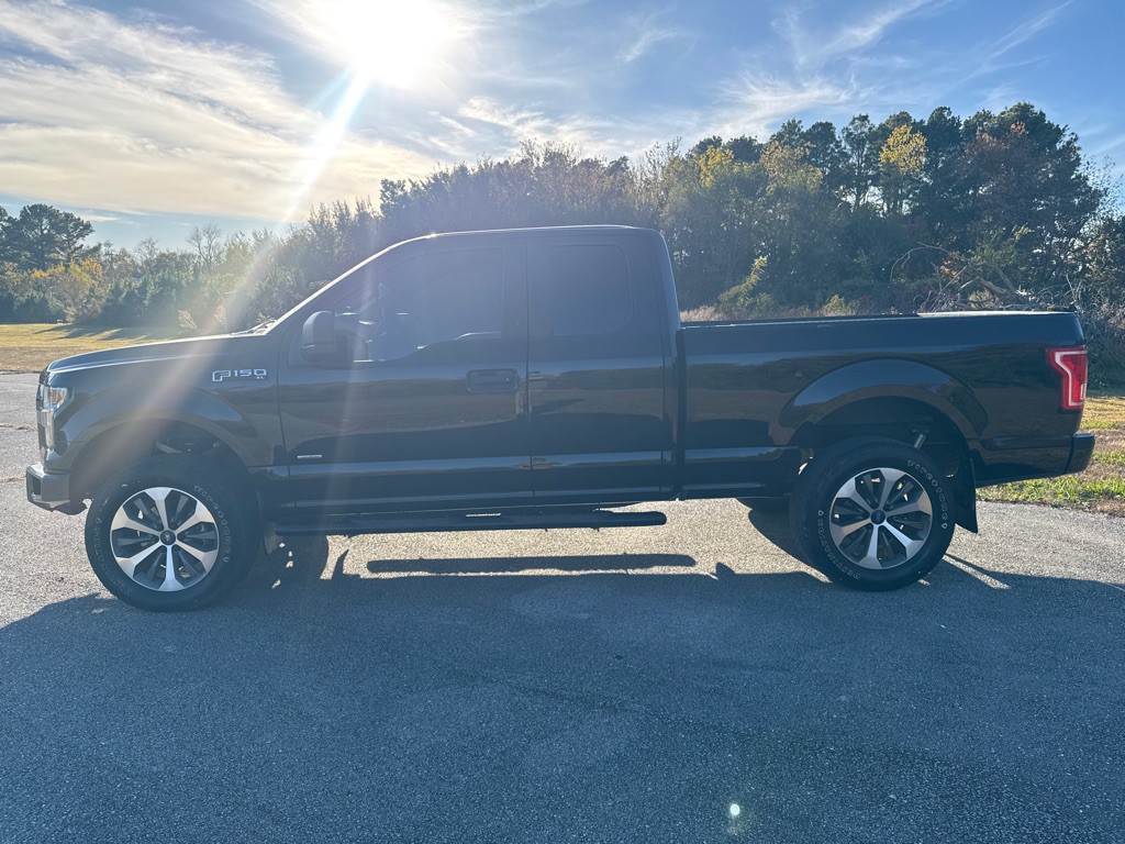 2017 Ford F-150 Image 8