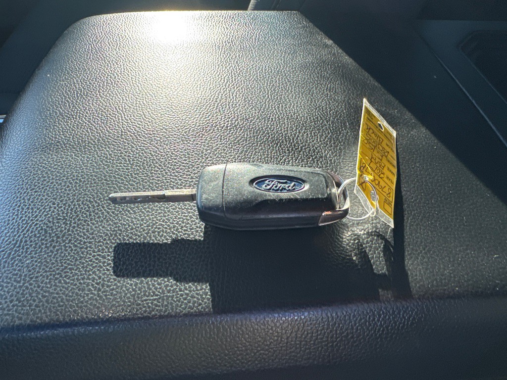 2017 Ford F-150 Image 25