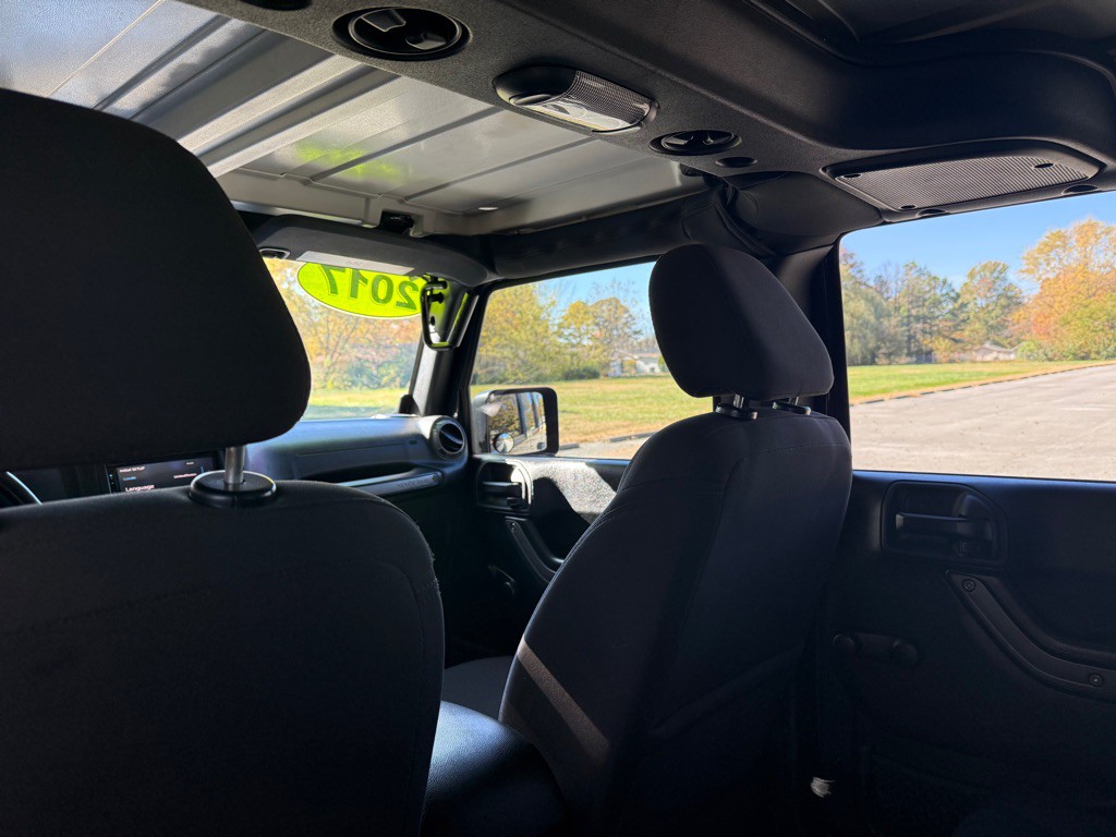 2017 Jeep Wrangler Unlimited Image 15