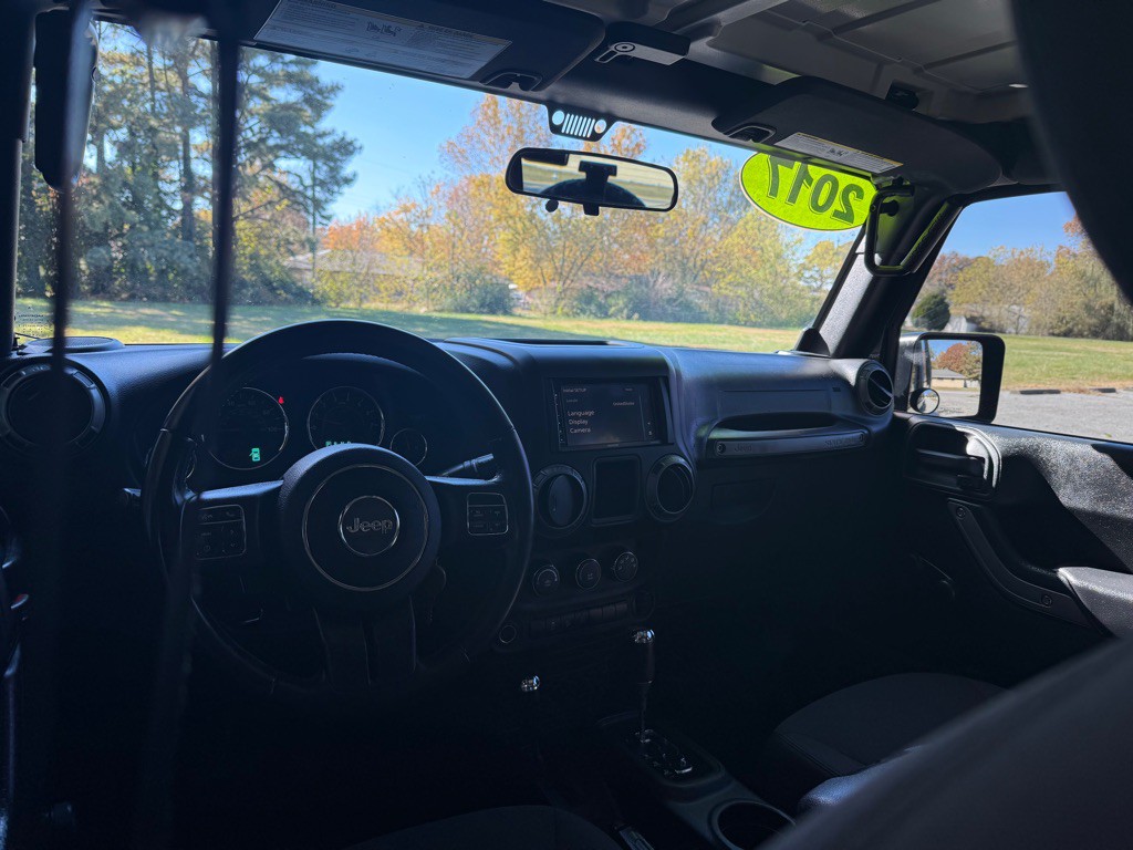 2017 Jeep Wrangler Unlimited Image 16