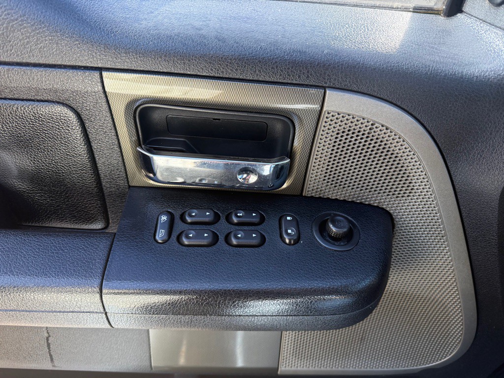 2004 Ford F-150 Image 15