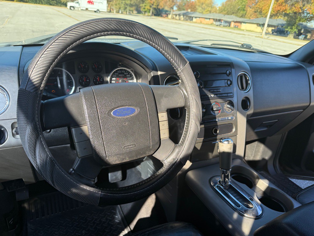 2004 Ford F-150 Image 17