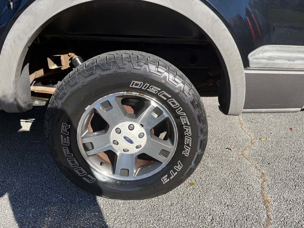 2004 Ford F-150 Image 19