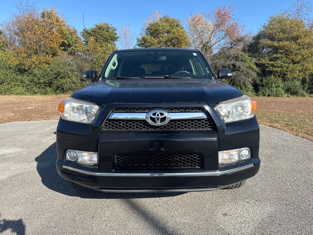 2013 Toyota 4Runner Image 2
