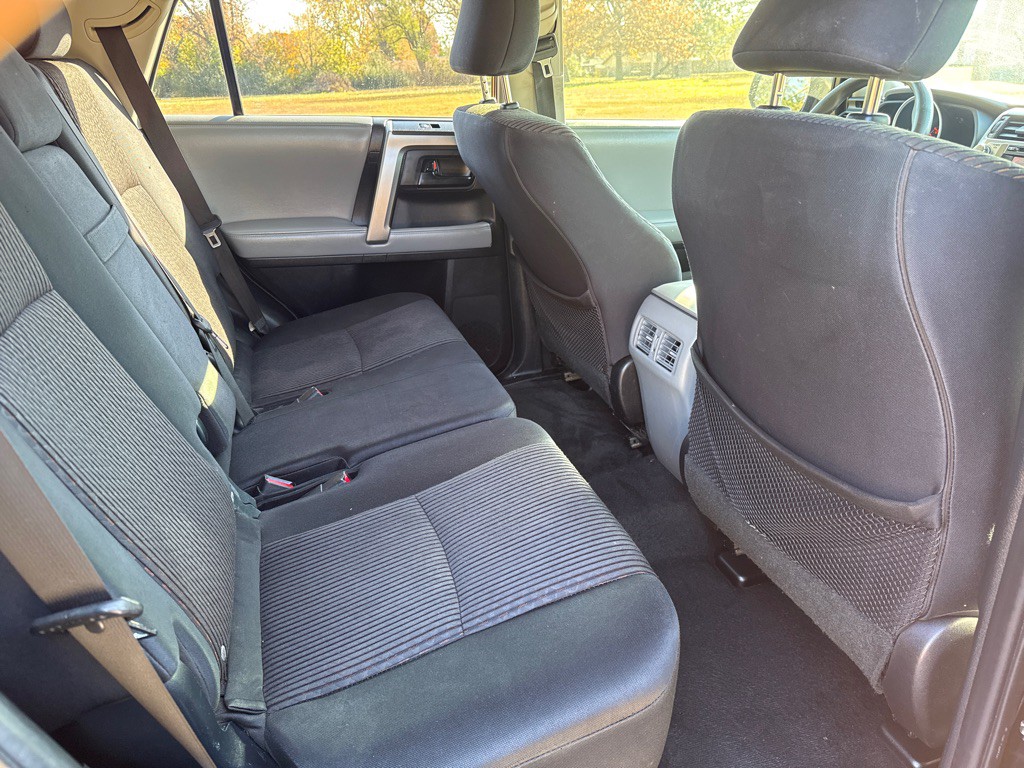 2013 Toyota 4Runner Image 12