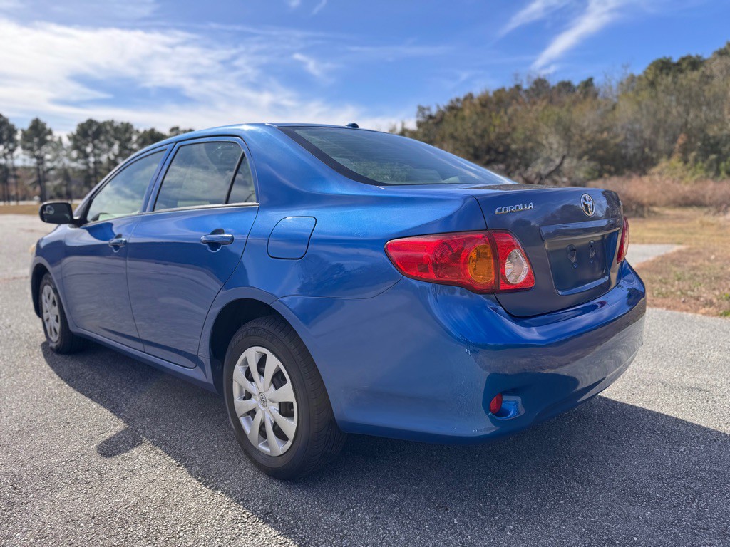 2010 Toyota Corolla Image 7