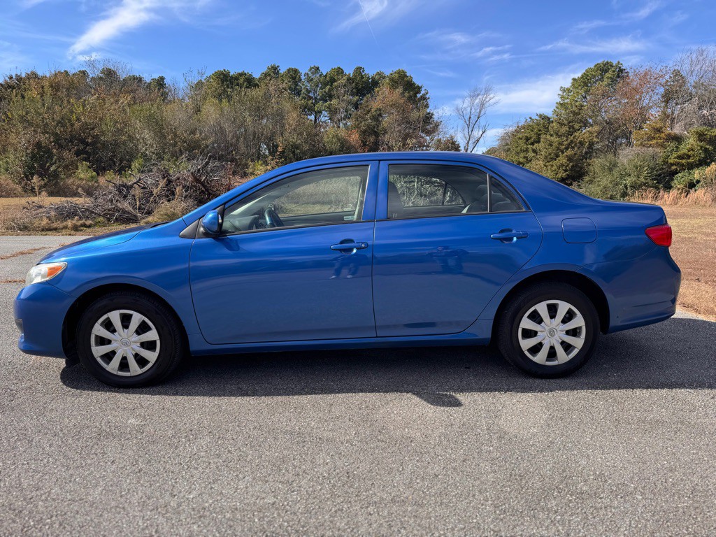 2010 Toyota Corolla Image 8