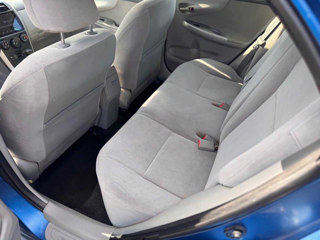 2010 Toyota Corolla Image 10