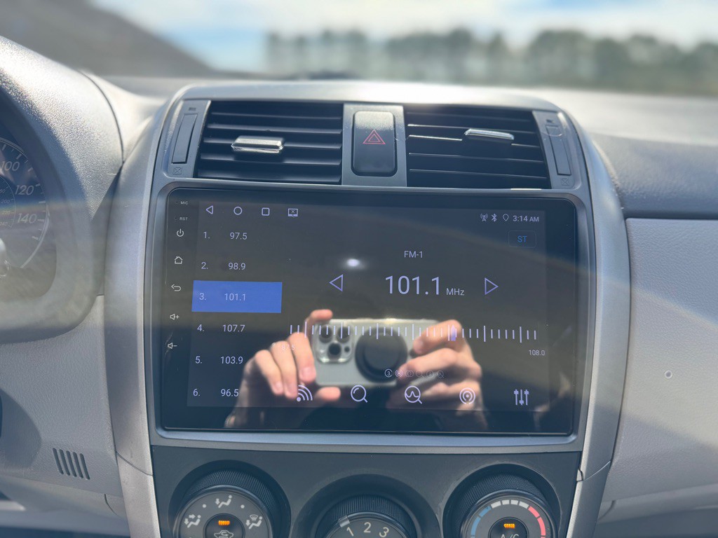 2010 Toyota Corolla Image 14