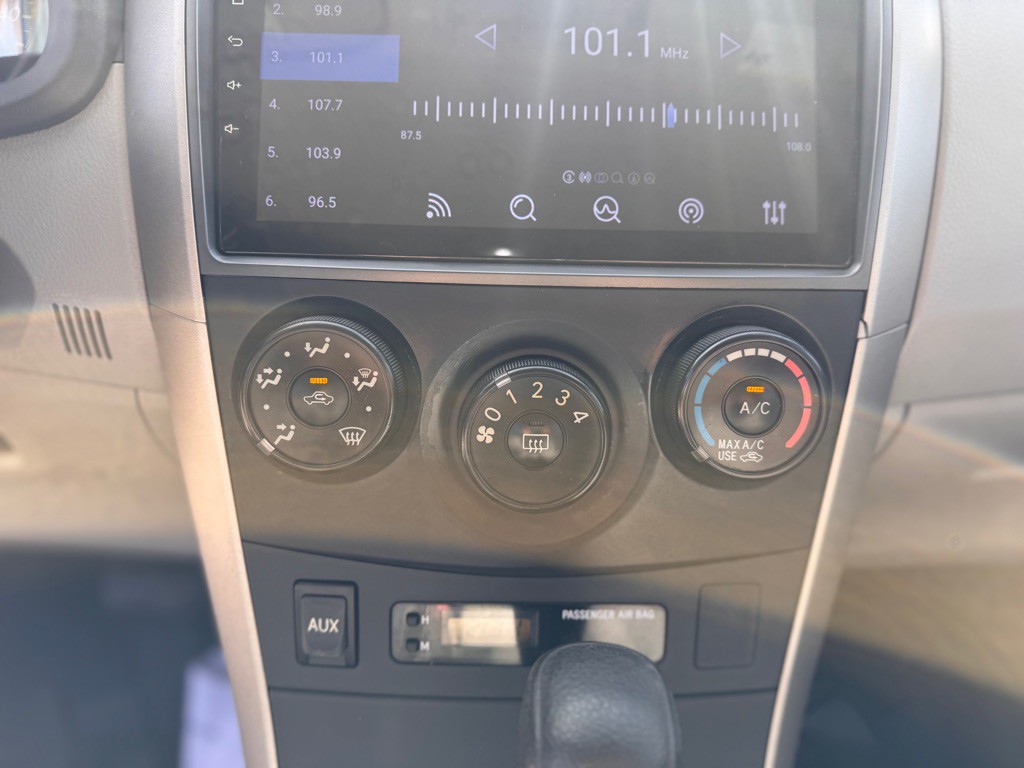 2010 Toyota Corolla Image 15