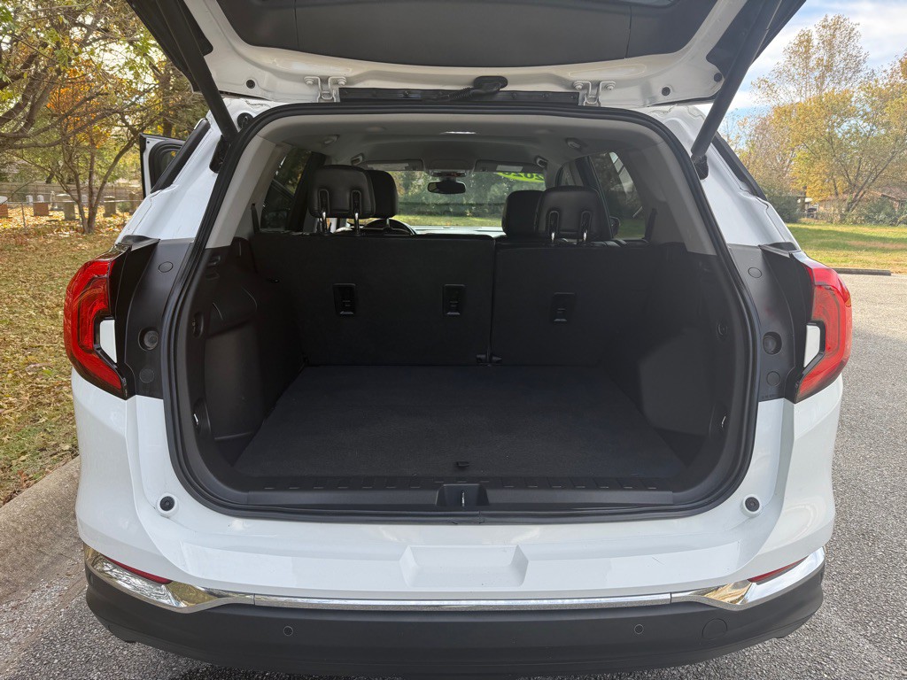 2020 GMC Terrain Image 7