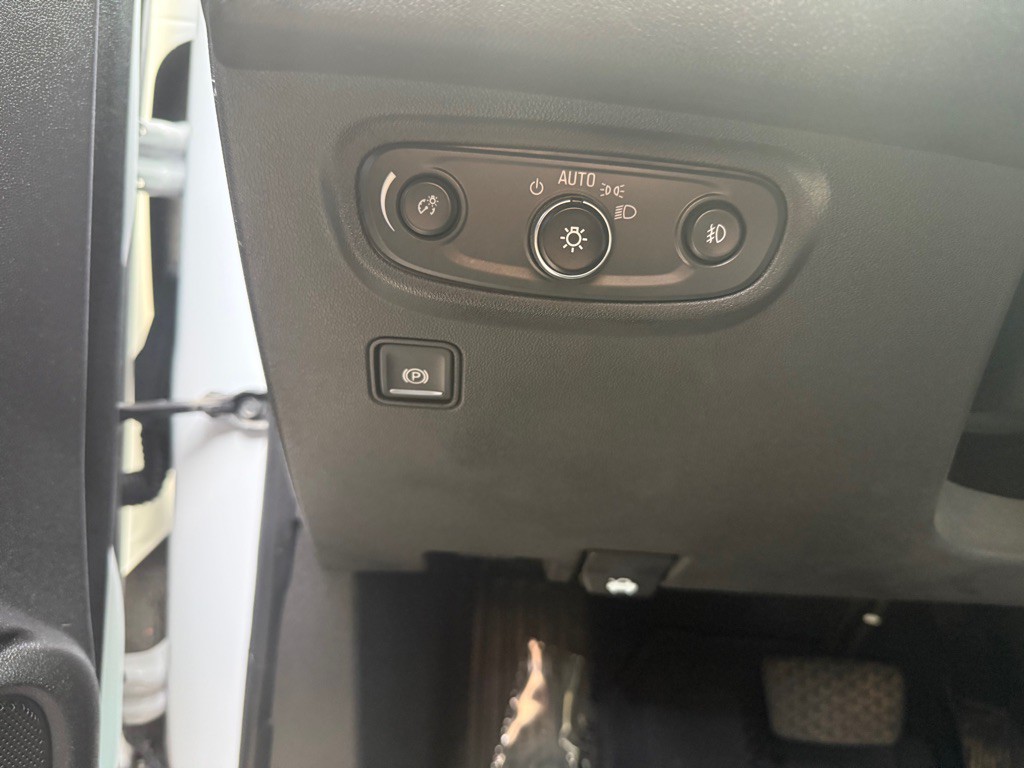 2020 GMC Terrain Image 14