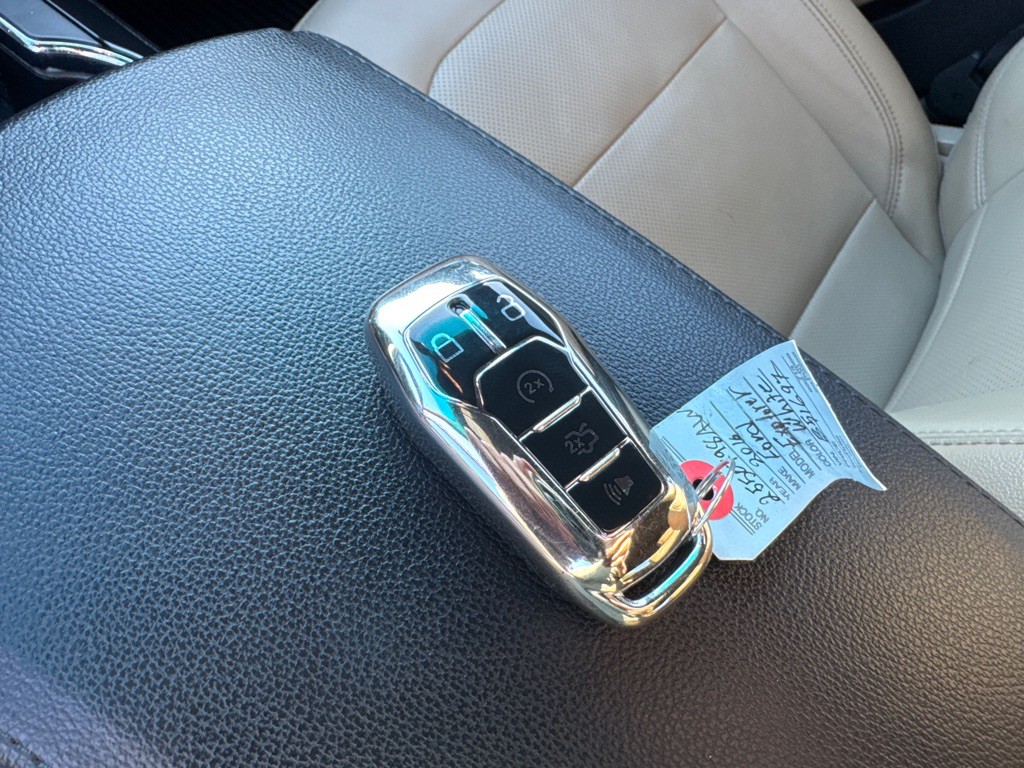 2016 Ford Explorer Image 28