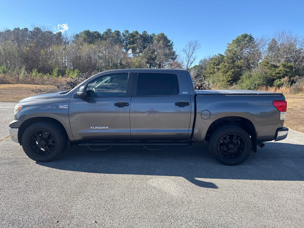 2011 Toyota Tundra Image 4