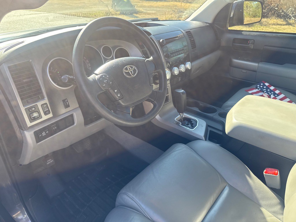 2011 Toyota Tundra Image 9