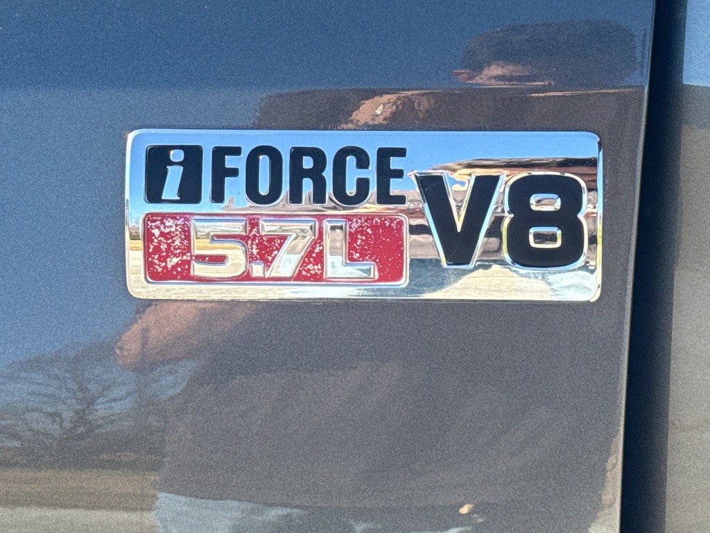 2011 Toyota Tundra Image 26