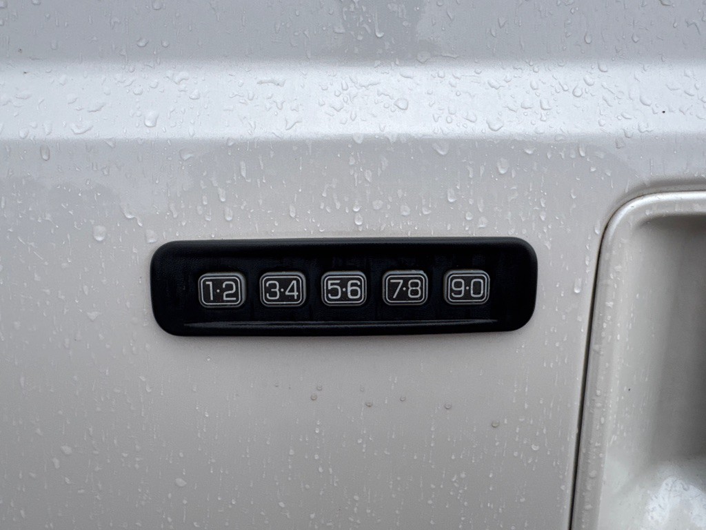 2012 Ford F-350 Image 28