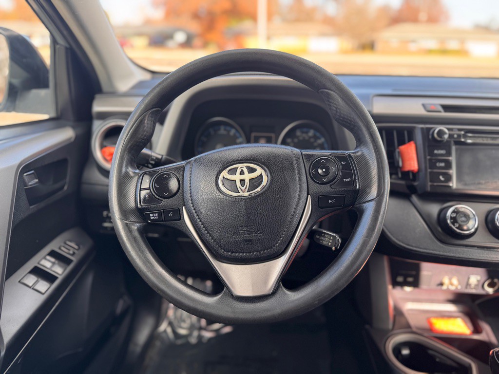 2017 Toyota Rav4 Image 14