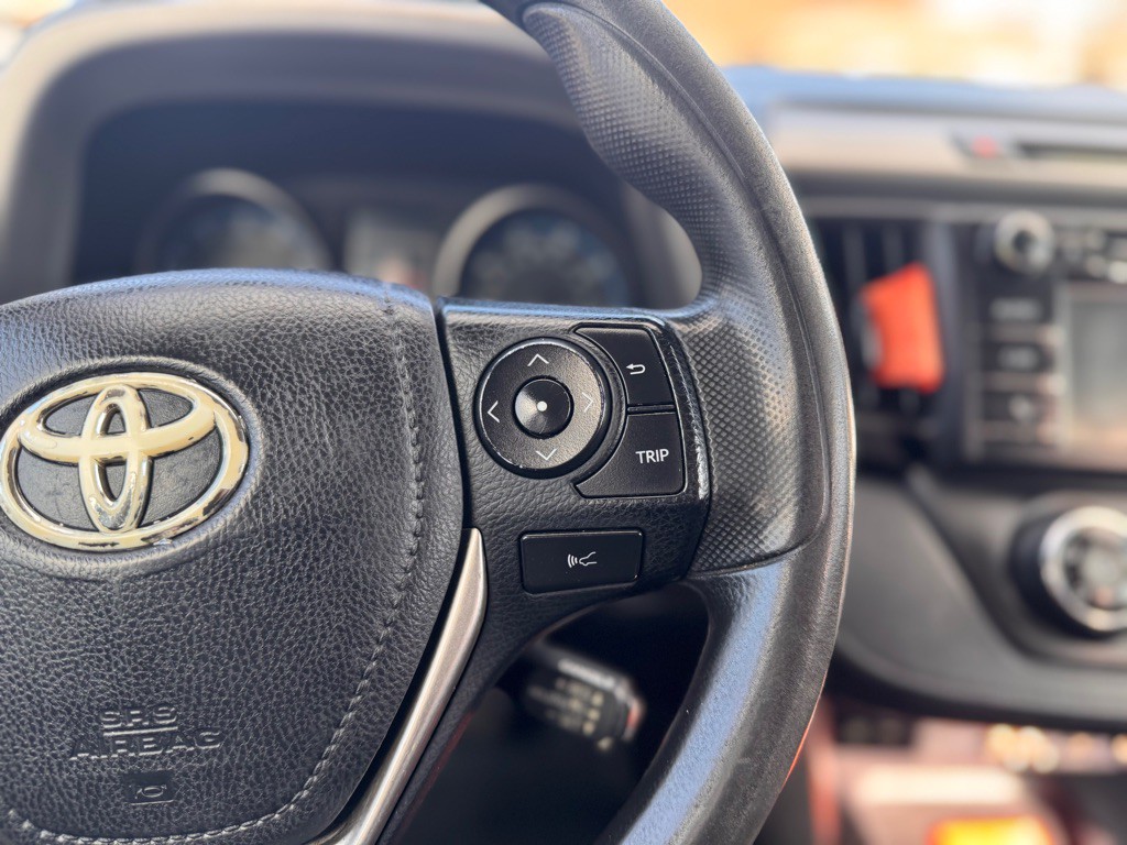 2017 Toyota Rav4 Image 15