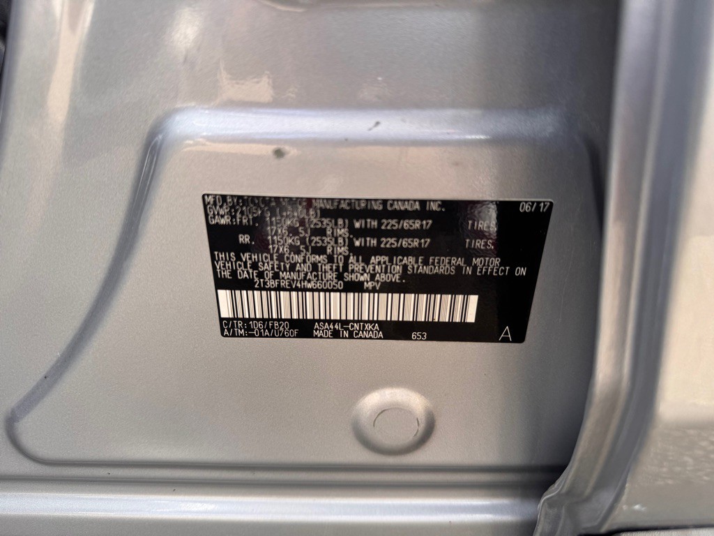 2017 Toyota Rav4 Image 24