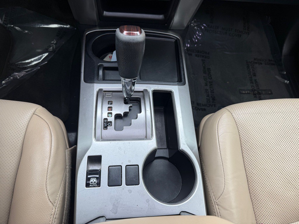 2016 Toyota 4Runner Image 22