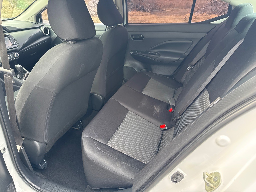 2020 Nissan Versa Image 10