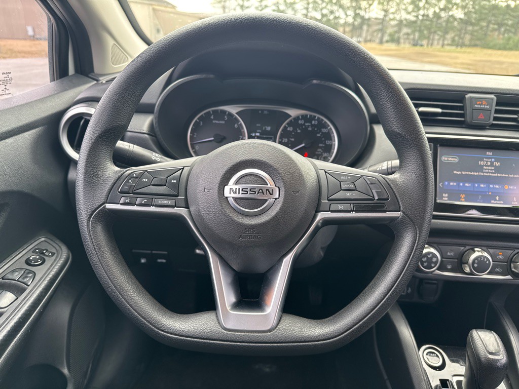 2020 Nissan Versa Image 18
