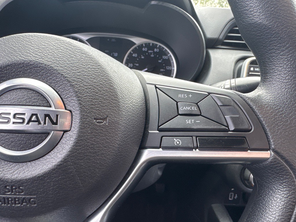 2020 Nissan Versa Image 19