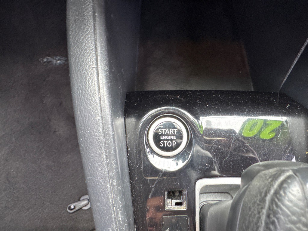 2020 Nissan Versa Image 21