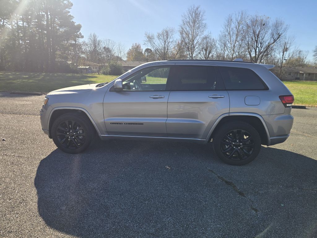 2020 Jeep Grand Cherokee Image 8