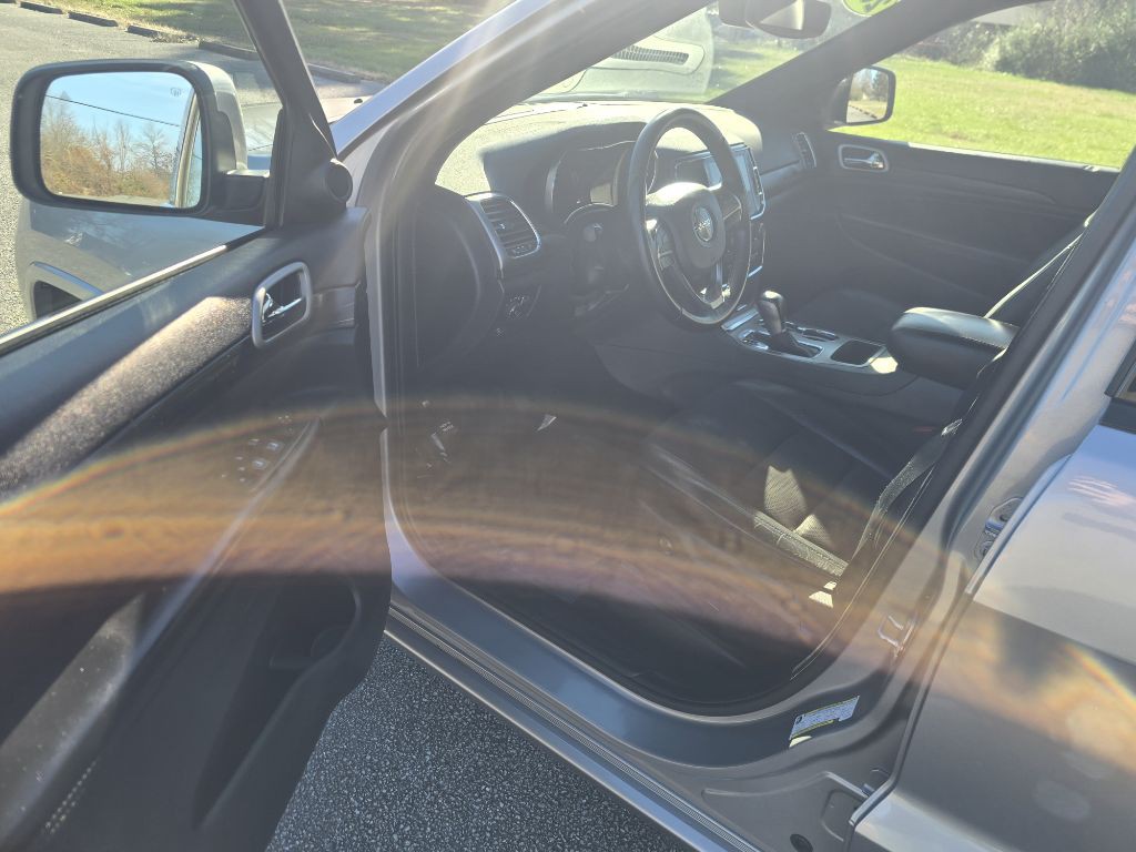 2020 Jeep Grand Cherokee Image 11