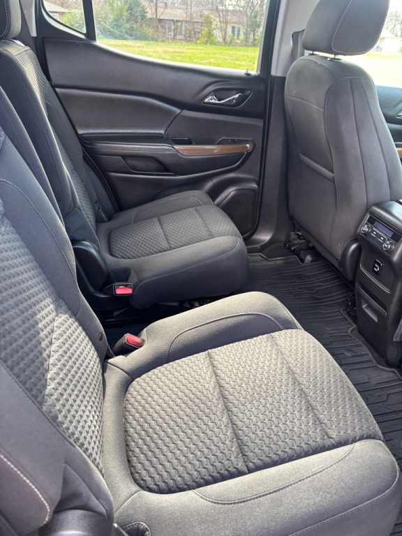 2018 GMC Acadia Image 11