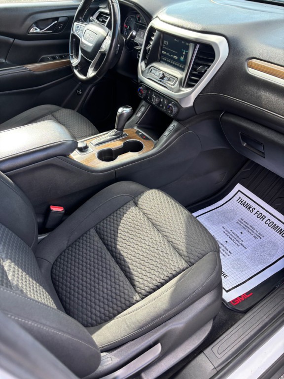 2018 GMC Acadia Image 15