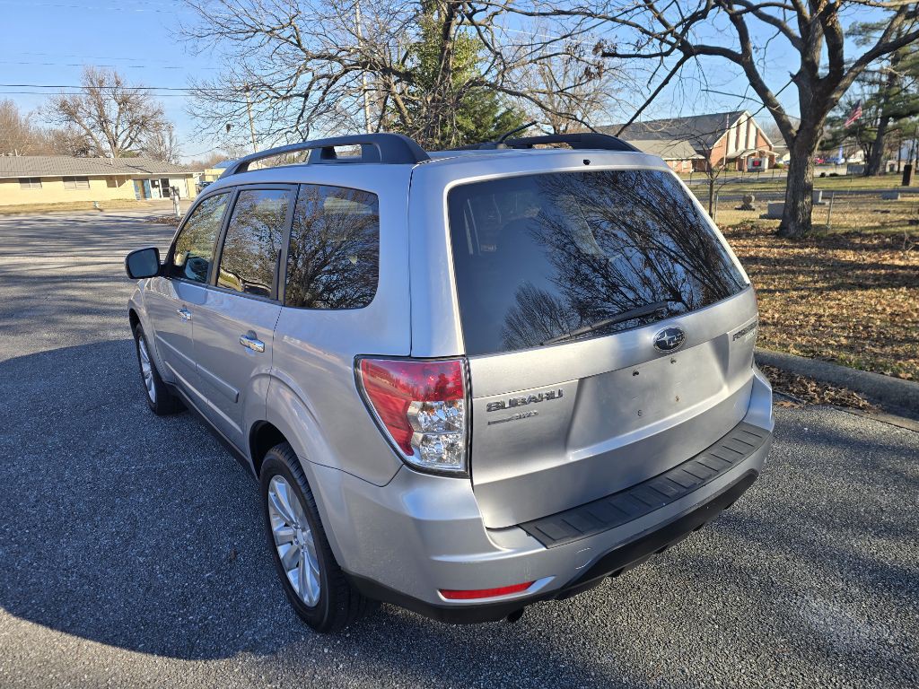 2012 Subaru Forester Image 10