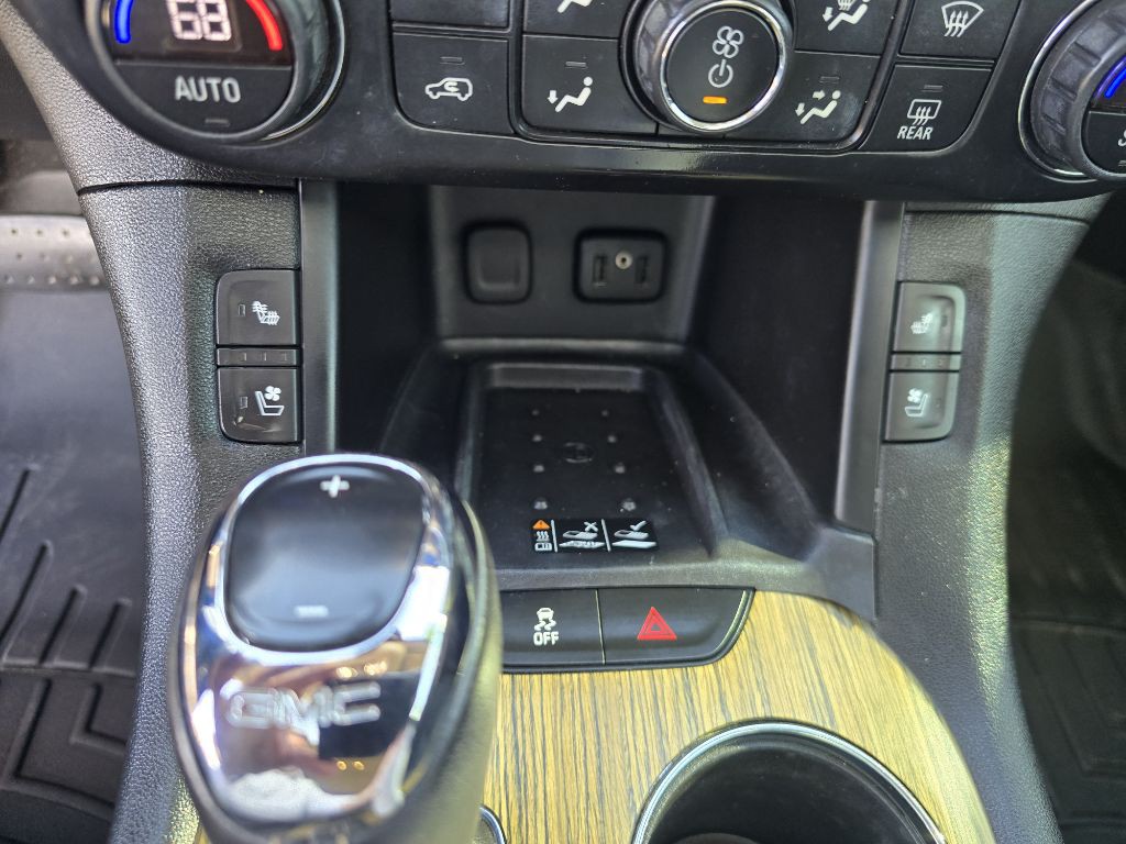 2019 GMC Acadia Image 19