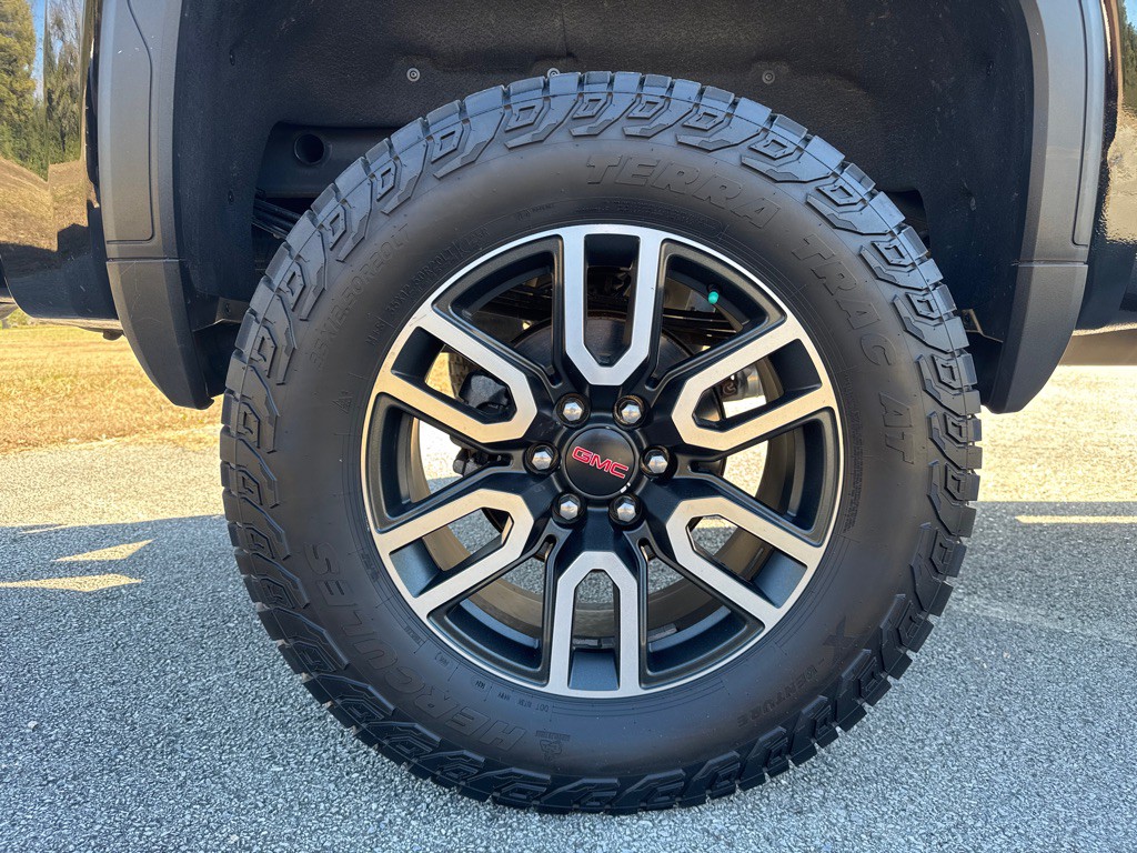 2019 GMC Sierra Image 12