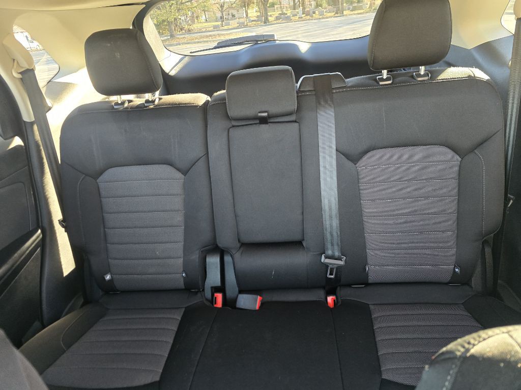 2015 Ford Edge Image 12