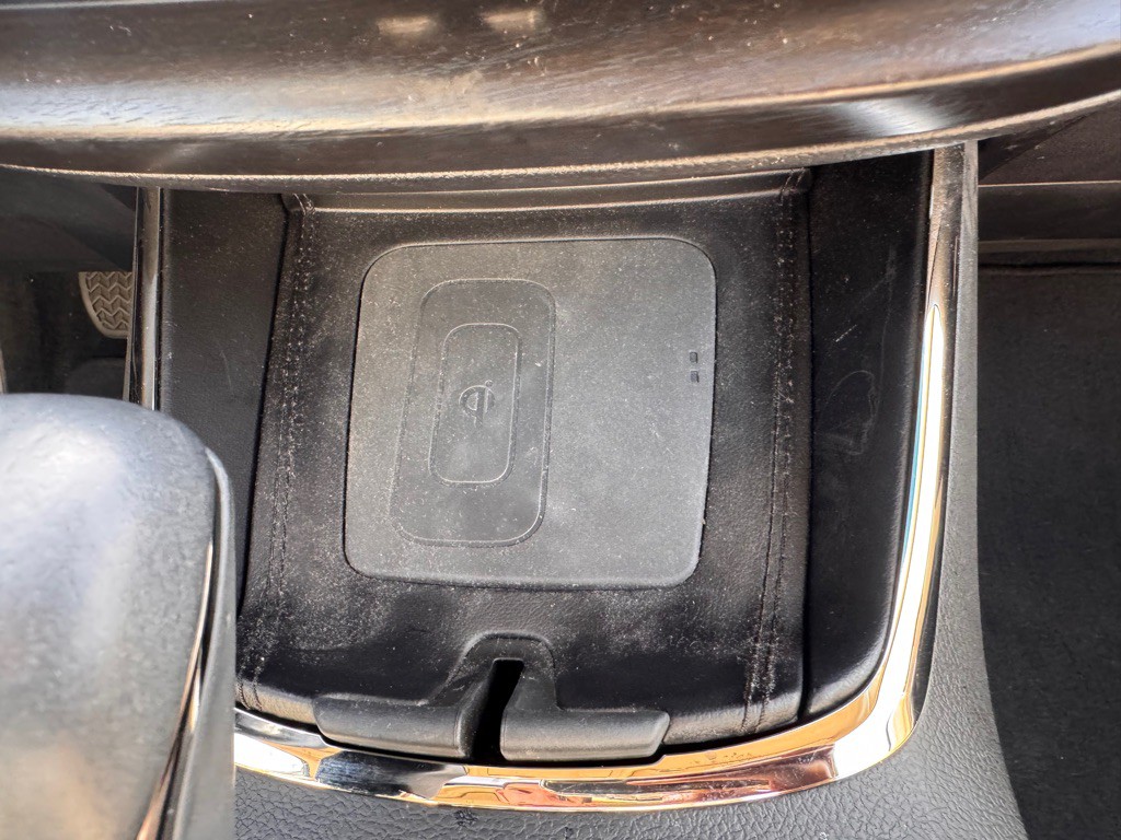 2017 Toyota Avalon Image 22