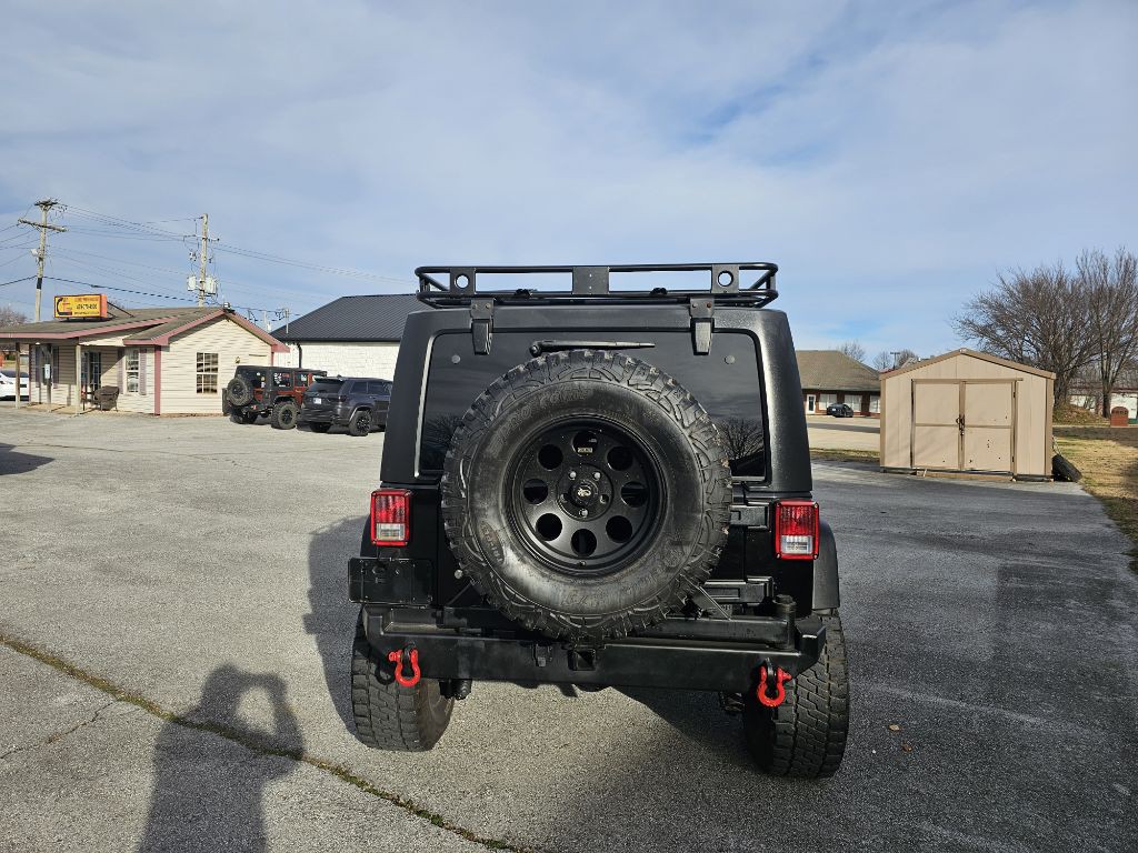 2012 Jeep Wrangler Unlimited Image 2