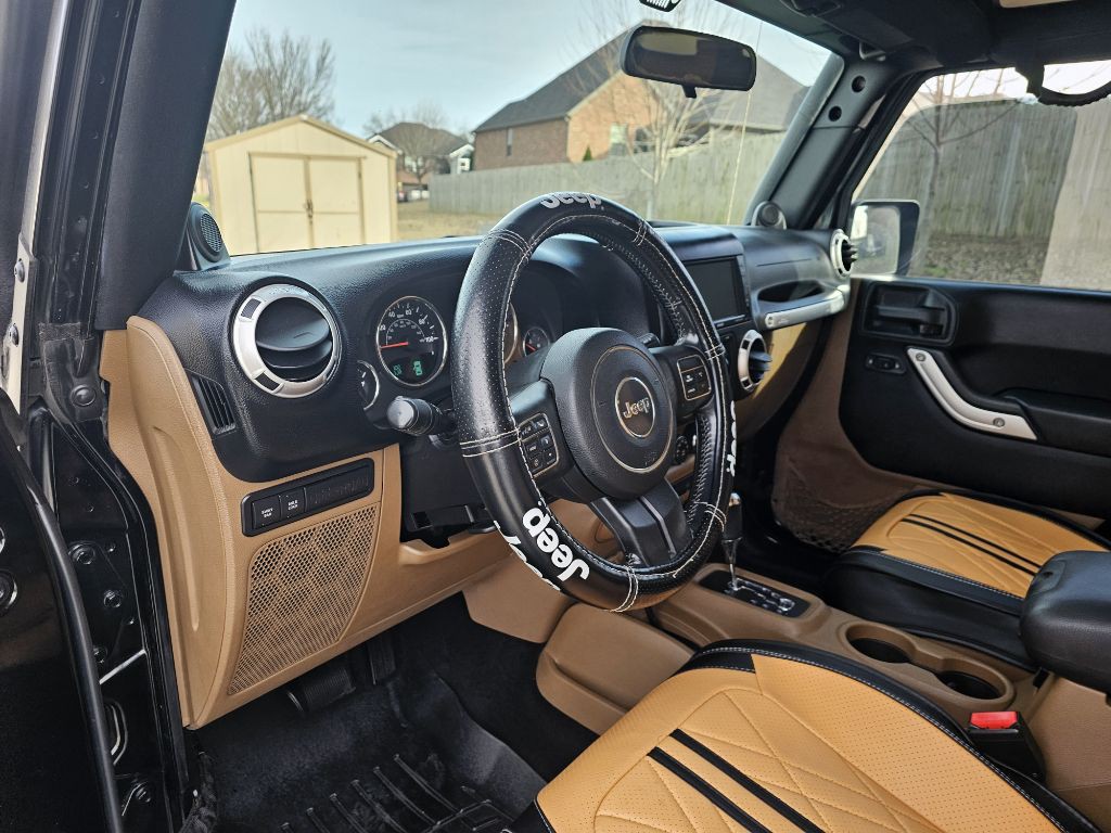 2012 Jeep Wrangler Unlimited Image 8