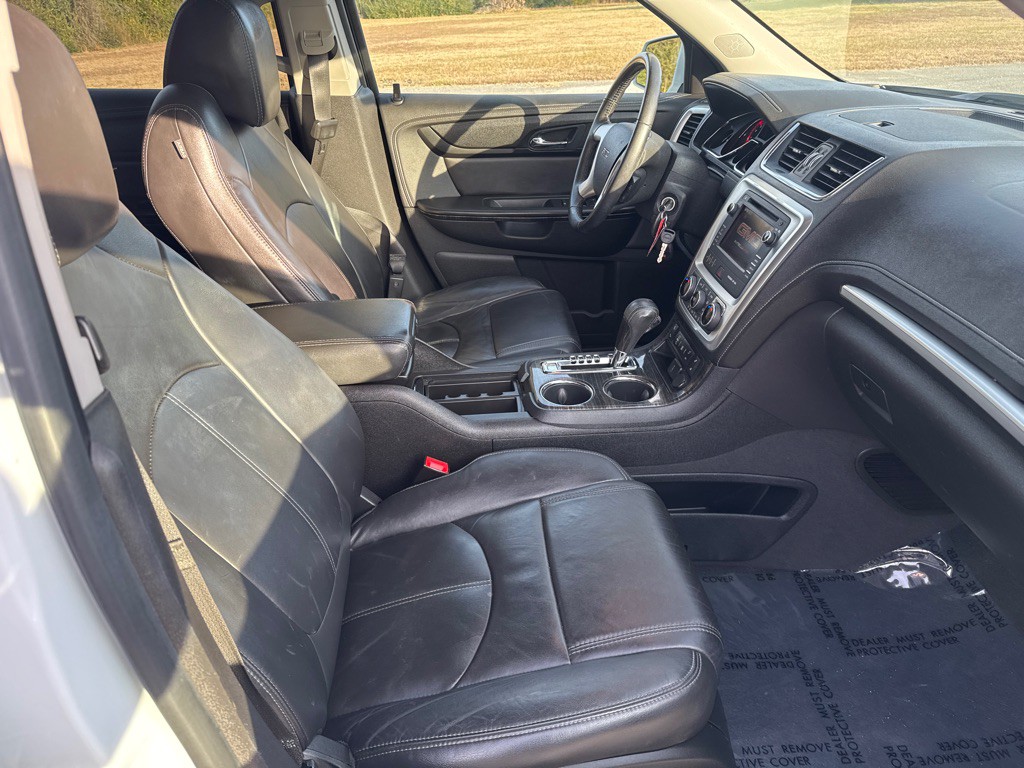 2016 GMC Acadia Image 14