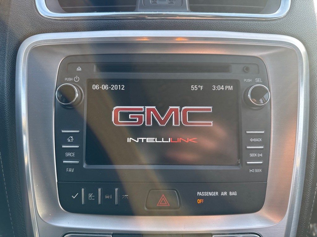 2016 GMC Acadia Image 18