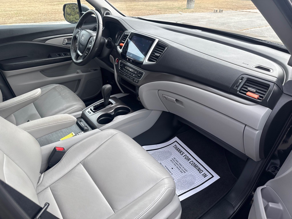 2016 Honda Pilot Image 12