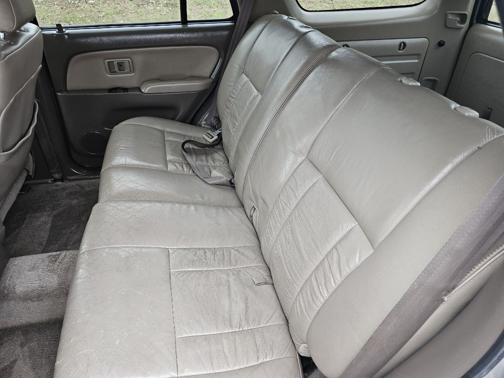 2002 Toyota 4Runner Image 11