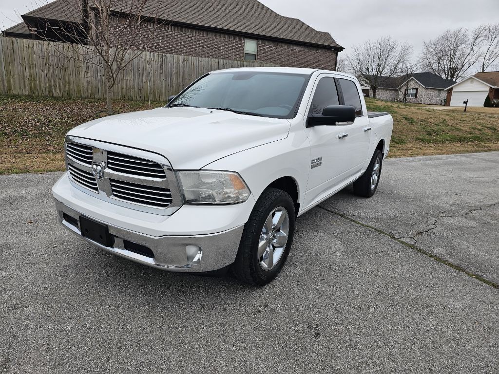 2015 RAM 1500 Image 3