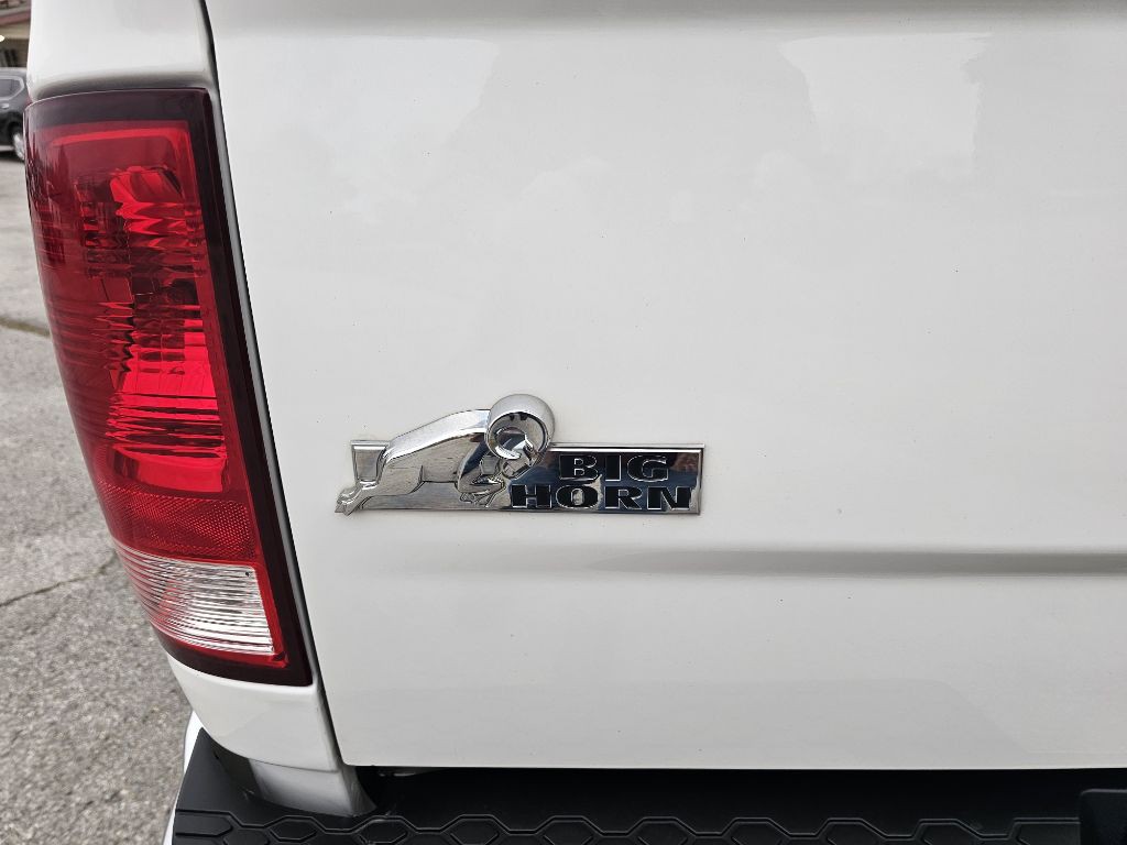 2015 RAM 1500 Image 7