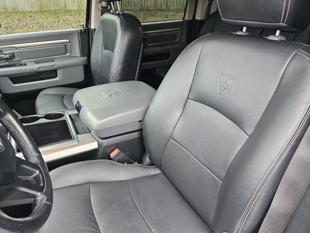 2015 RAM 1500 Image 12